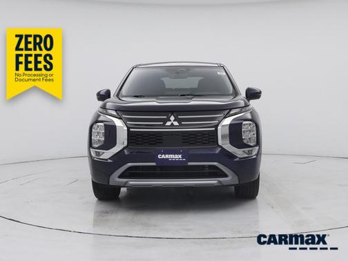 Blue 2025 Mitsubishi Outlander SE