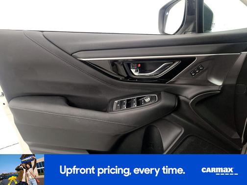 White 2022 Subaru Outback Limited