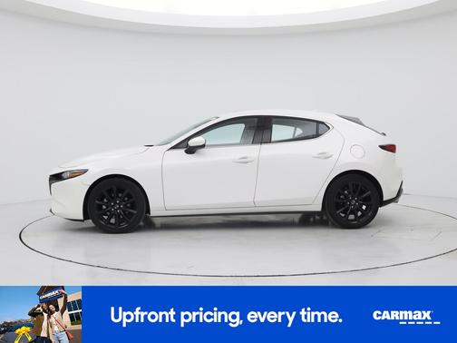 White 2022 Mazda Mazda3 Premium