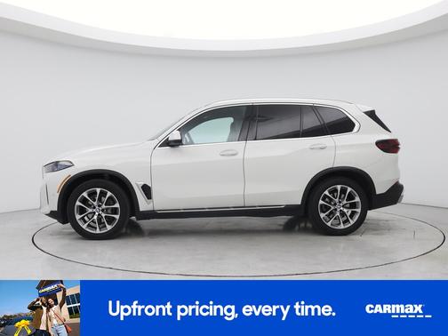 White 2025 BMW X5 xDrive40i