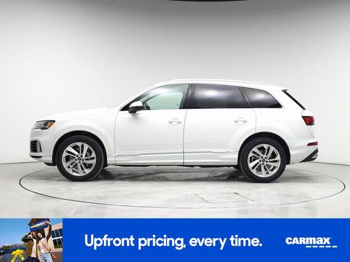 White 2023 Audi Q7 Premium Plus
