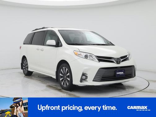 2018 Toyota Sienna XLE