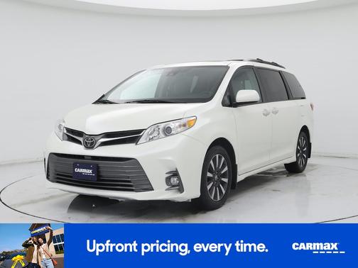 2018 Toyota Sienna XLE