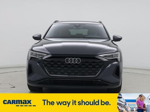 2024 Audi Q8 e-tron Premium Plus