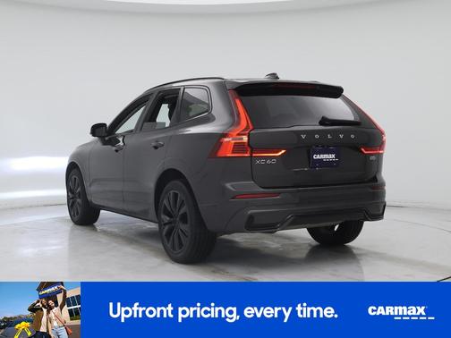 2023 Volvo XC60 B5 Plus Dark Theme