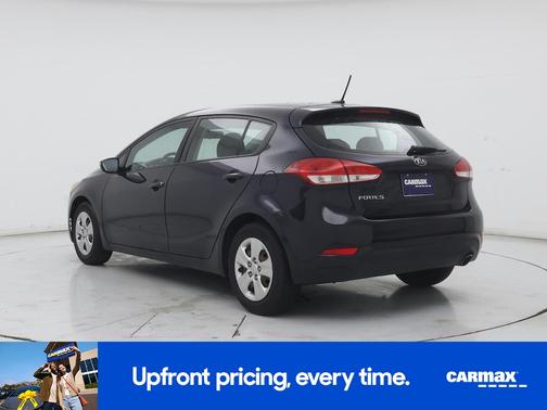 2017 Kia Forte5 LX