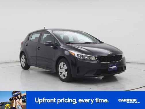 2017 Kia Forte5 LX