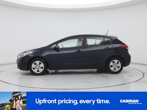 2017 Kia Forte5 LX