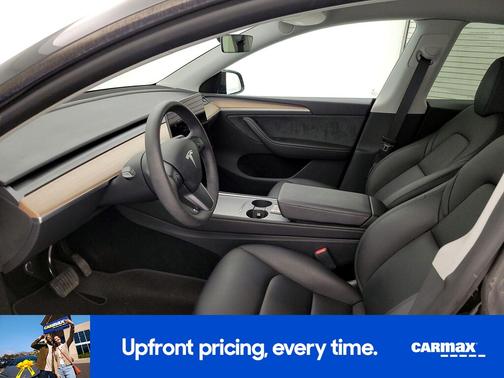 Black 2023 Tesla Model Y Performance