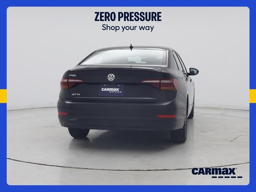 Black 2019 Volkswagen Jetta SE