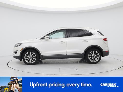 White 2015 Lincoln MKC