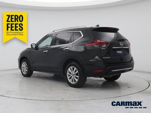 Green 2020 Nissan Rogue SV