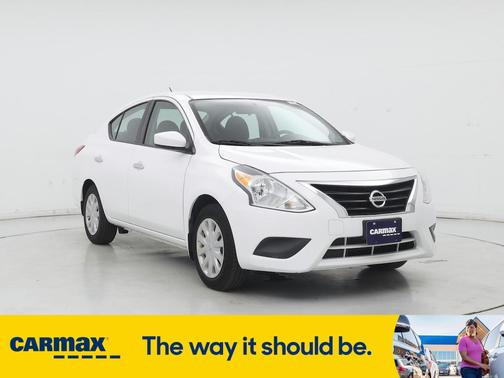 2017 Nissan Versa SV