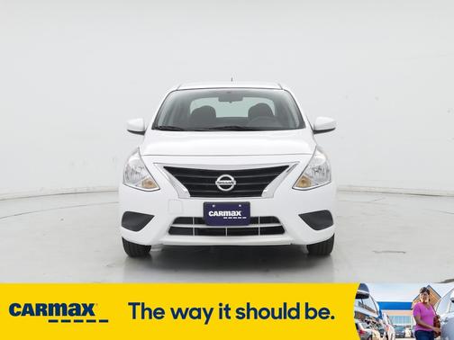 2017 Nissan Versa SV
