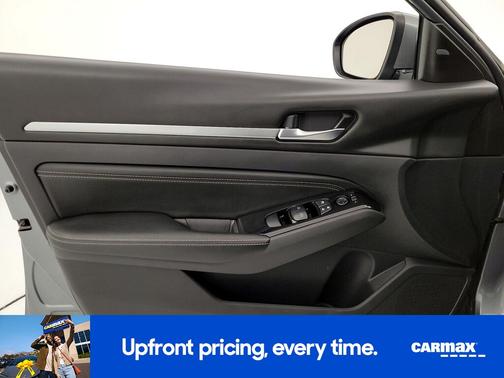 2020 Nissan Altima SV