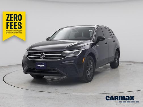 Black 2022 Volkswagen Tiguan SE