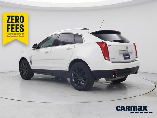 White 2015 Cadillac SRX Luxury