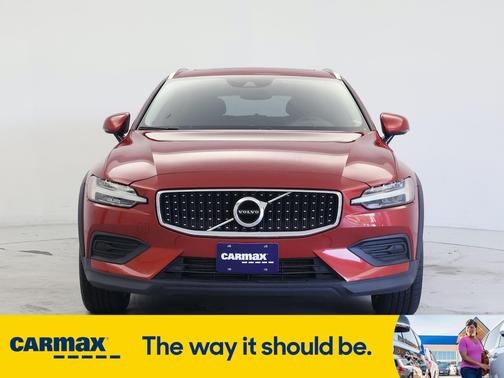 2020 Volvo V60 Cross Country T5