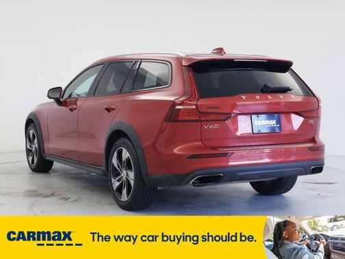 2020 Volvo V60 Cross Country T5