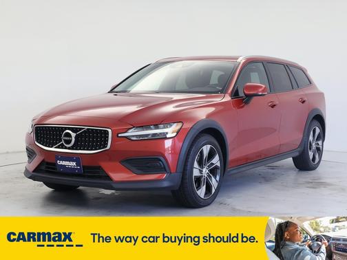 2020 Volvo V60 Cross Country T5