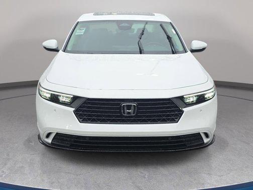 Platinum White Pearl 2026 Honda Accord Hybrid EX-L