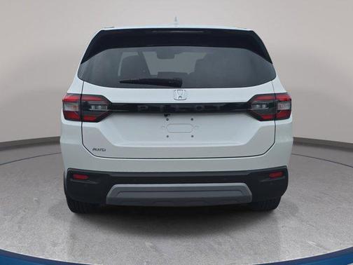 Platinum White Pearl 2025 Honda Pilot EX-L