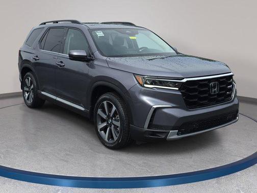 Modern Steel Metallic 2025 Honda Pilot Touring 8-Passenger