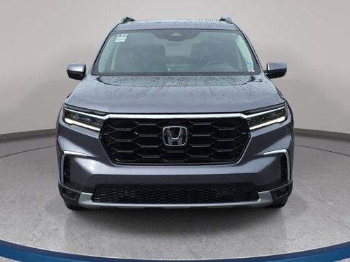 Modern Steel Metallic 2025 Honda Pilot Touring 8-Passenger