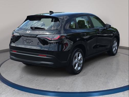 Crystal Black Pearl 2024 Honda HR-V LX