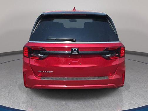 Radiant Red Metallic II 2026 Honda Odyssey EX-L