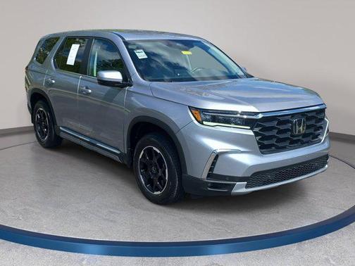 Lunar Silver Metallic 2025 Honda Pilot EX-L