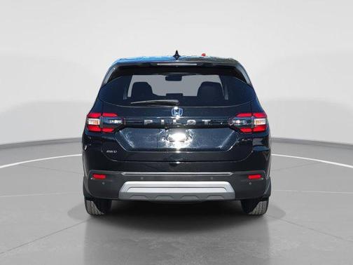 2023 Honda Pilot AWD EX-L 8 Passenger