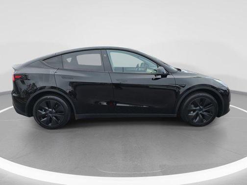 2025 Tesla Model Y Long Range Dual Motor Rear-Wheel Drive