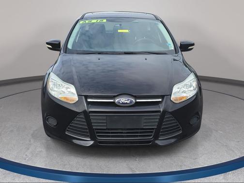 TUXEDO BLACK METALLIC 2014 Ford Focus SE