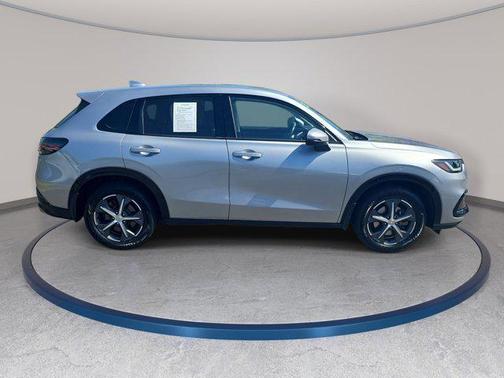 Crystal Black Pearl 2024 Honda HR-V EX-L