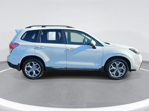 2017 Subaru Forester 2.5i Touring