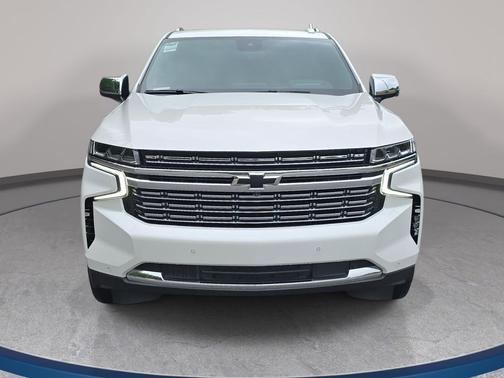 Iridescent Pearl Tricoat 2024 Chevrolet Tahoe Premier