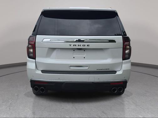 Iridescent Pearl Tricoat 2024 Chevrolet Tahoe Premier
