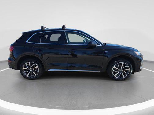 2022 Audi Q5 45 S line Prestige