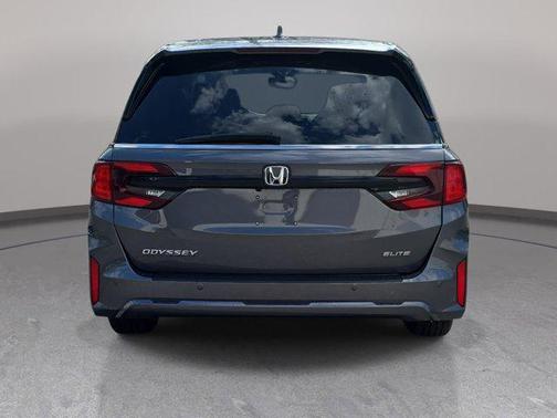 Modern Steel Metallic 2026 Honda Odyssey Elite