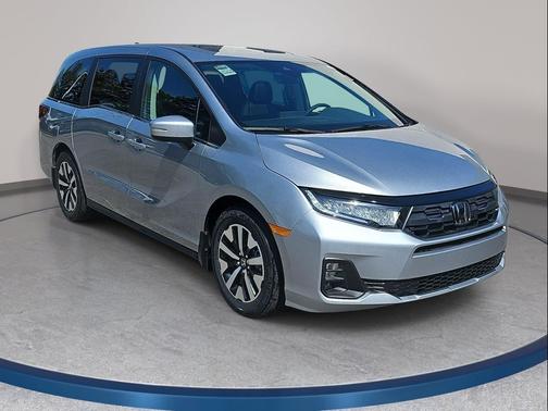 Solar Silver Metallic 2026 Honda Odyssey EX-L
