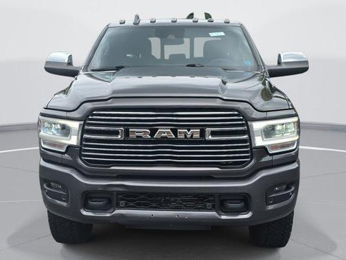 2019 RAM 2500 Laramie Crew Cab 4x4 6'4' Box