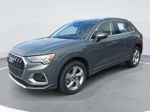 2022 Audi Q3 40 Premium Plus