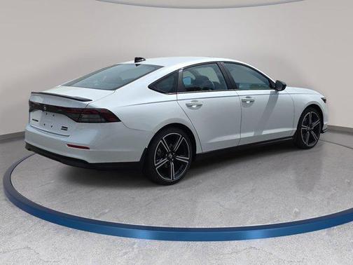 Platinum White Pearl 2026 Honda Accord Hybrid Sport