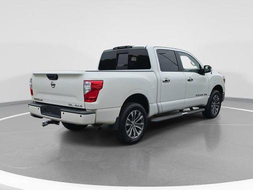 2019 Nissan Titan SL
