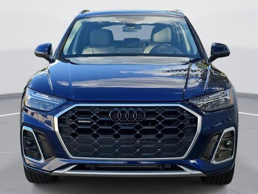 2023 Audi Q5 45 S line Prestige