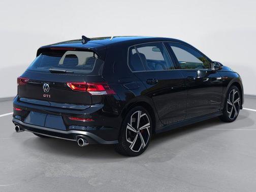 2024 Volkswagen Golf GTI 2.0T SE DSG