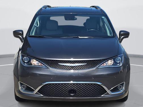 2018 Chrysler Pacifica Touring-L Plus