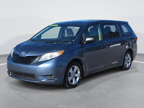 2015 Toyota Sienna L