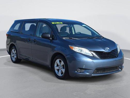 2015 Toyota Sienna L